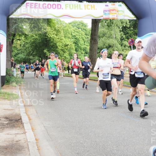 29.06.2025 - hella hamburg halbmarathon MichiJ http://msf.ph/oto/8377349 29.06.2025 10:45:37 Zwischen KM18-KM19 1642, 2027, 2584, 2759, 2855, 3114, 4550, 5675, 6636, 7138, 8929, 9230, 12144, 15263, 16922, 17810, 17852, 18730, 19002, 19003, 19015 meine-sportfotos.de