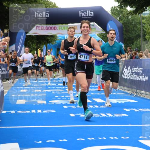 29.06.2025 - hella hamburg halbmarathon Strokosch-Dieckow http://msf.ph/oto/8377362 29.06.2025 10:48:07 Ziel 1086, 1914, 4324, 4601, 4711, 6377, 7599, 8916, 9544, 9626, 9638, 11211, 12685, 12706, 12724, 12747, 12808, 13570, 14192, 14814, 15590, 15629, 15973, 15981, 16094, 16149, 16269, 19127 meine-sportfotos.de