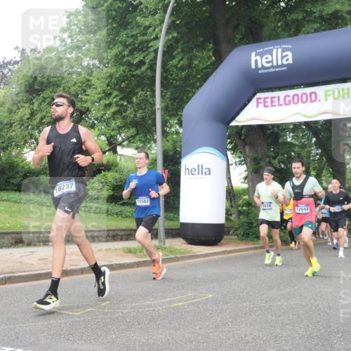 29.06.2025 - hella hamburg halbmarathon KatJ http://msf.ph/oto/8377367 29.06.2025 10:24:42 Zwischen KM18-KM19 3809, 6704 meine-sportfotos.de