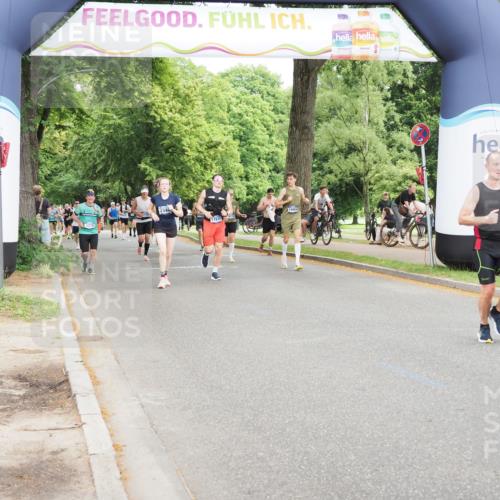 29.06.2025 - hella hamburg halbmarathon MichiJ http://msf.ph/oto/8377507 29.06.2025 10:45:41 Zwischen KM18-KM19 1642, 2584, 2677, 2759, 2855, 3114, 4550, 6636, 6860, 8392, 8929, 9230, 15263, 16922, 17810, 17852, 18730, 18833, 19002, 19003 meine-sportfotos.de