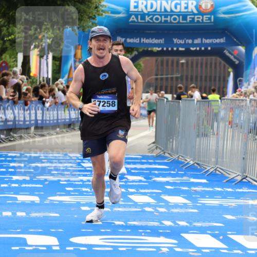 29.06.2025 - hella hamburg halbmarathon Strokosch-Dieckow http://msf.ph/oto/8377509 29.06.2025 10:25:50 Ziel 9767, 10468, 11228, 17258, 18692 meine-sportfotos.de
