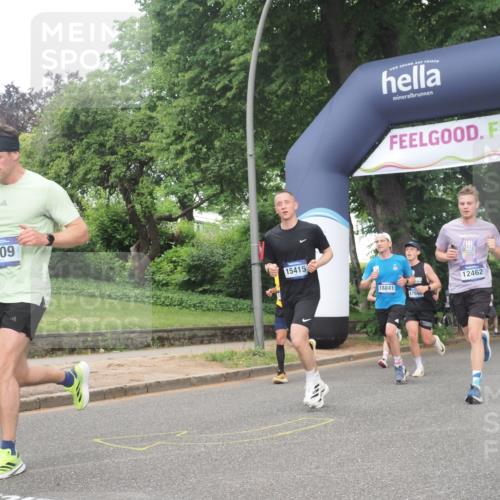 29.06.2025 - hella hamburg halbmarathon KatJ http://msf.ph/oto/8377707 29.06.2025 10:24:44 Zwischen KM18-KM19 3809 meine-sportfotos.de