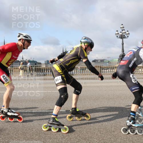 29.06.2025 - hella hamburg halbmarathon Lena Gebhardt http://msf.ph/oto/8377719 29.06.2025 08:51:26 Lombardsbrücke 426, 464, 448 meine-sportfotos.de