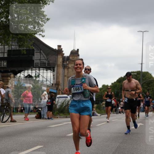 29.06.2025 - hella hamburg halbmarathon Yannick Fuchs http://msf.ph/oto/8377850 29.06.2025 10:54:31 20KM 1364, 1653, 1681, 2363, 4013, 6033, 6309, 6487, 6754, 7065, 7636, 8003, 8191, 8421, 8422, 8509, 8923, 10534, 10576, 11041, 11366, 11753, 11937, 12491, 13488, 13589, 14224, 14429, 14577, 15344, 17491, 17825, 17899, 17952, 18029, 18063, 18254, 18701, 19159, 19246 meine-sportfotos.de
