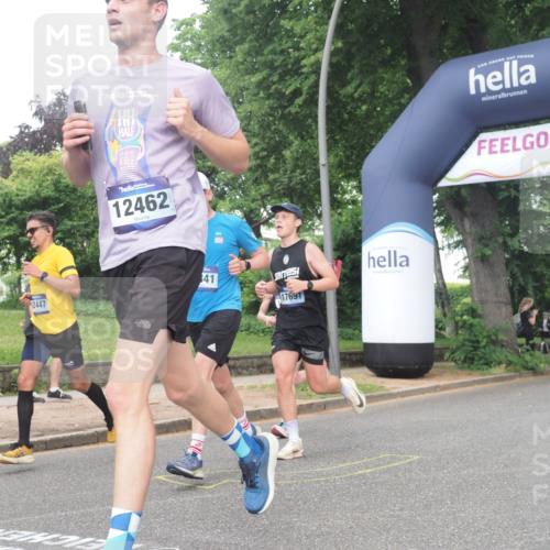 29.06.2025 - hella hamburg halbmarathon KatJ http://msf.ph/oto/8378027 29.06.2025 10:24:45 Zwischen KM18-KM19 3809 meine-sportfotos.de