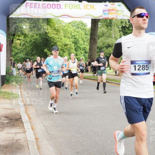 29.06.2025 - hella hamburg halbmarathon MichiJ http://msf.ph/oto/8378031 29.06.2025 10:45:53 Zwischen KM18-KM19 1285, 2006, 3279, 5926, 6202, 10539, 10759, 12509, 15914, 18254 meine-sportfotos.de