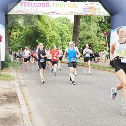 29.06.2025 - hella hamburg halbmarathon MichiJ http://msf.ph/oto/8378152 29.06.2025 10:45:54 Zwischen KM18-KM19 1285, 2006, 3279, 5926, 6202, 9353, 10539, 10915, 12509, 14375, 15914, 17825, 18153, 18254 meine-sportfotos.de