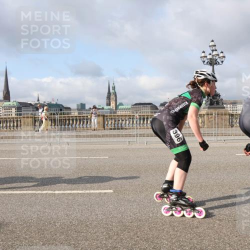 29.06.2025 - hella hamburg halbmarathon Lena Gebhardt http://msf.ph/oto/8378163 29.06.2025 08:51:27 Lombardsbrücke 396, 404 meine-sportfotos.de