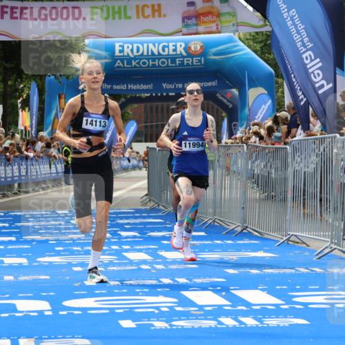 29.06.2025 - hella hamburg halbmarathon Strokosch-Dieckow http://msf.ph/oto/8378320 29.06.2025 10:25:13 Ziel 8376, 11994, 13913, 14113, 16484 meine-sportfotos.de