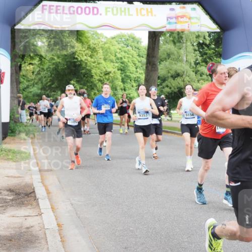 29.06.2025 - hella hamburg halbmarathon MichiJ http://msf.ph/oto/8378462 29.06.2025 10:45:57 Zwischen KM18-KM19 1285, 2006, 2957, 9156, 9353, 10539, 10915, 11757, 12509, 12809, 14375, 14429, 14628, 15914, 17825, 18153 meine-sportfotos.de