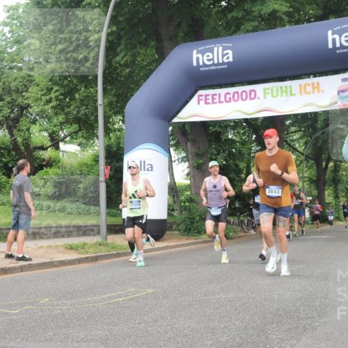 29.06.2025 - hella hamburg halbmarathon KatJ http://msf.ph/oto/8378474 29.06.2025 10:24:50 Zwischen KM18-KM19 3843 meine-sportfotos.de