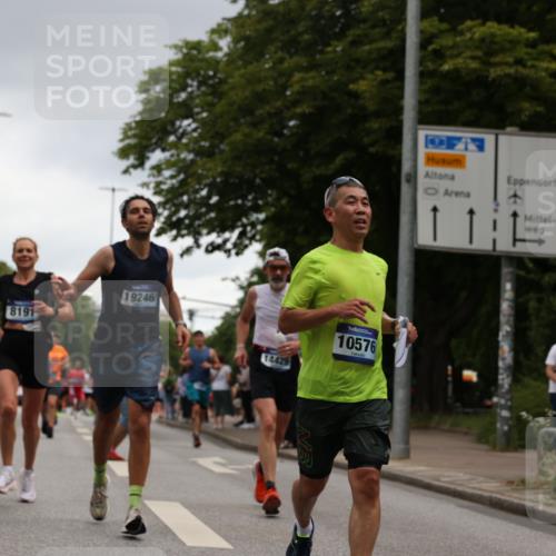 29.06.2025 - hella hamburg halbmarathon Yannick Fuchs http://msf.ph/oto/8378739 29.06.2025 10:54:36 20KM 1364, 1414, 1653, 1681, 2322, 2323, 2363, 6033, 6201, 6309, 6487, 6754, 6757, 7006, 7065, 7636, 8003, 8191, 8421, 8422, 8509, 8662, 8923, 9020, 9021, 10534, 10576, 11041, 11366, 11623, 11702, 11753, 11782, 11937, 12491, 13488, 13589, 14429, 15269, 17491, 17825, 17899, 17952, 18029, 18063, 19159, 19246 meine-sportfotos.de