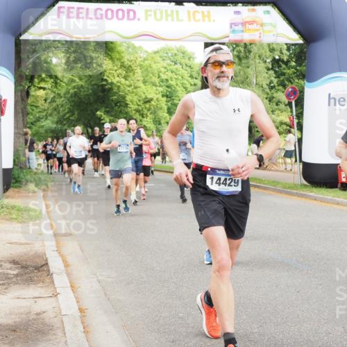 29.06.2025 - hella hamburg halbmarathon MichiJ http://msf.ph/oto/8378800 29.06.2025 10:45:59 Zwischen KM18-KM19 1285, 2006, 2957, 7259, 9156, 9353, 10539, 10915, 11757, 12509, 12809, 14375, 14429, 14628, 15914, 17176, 17825, 17931, 18153, 18467 meine-sportfotos.de
