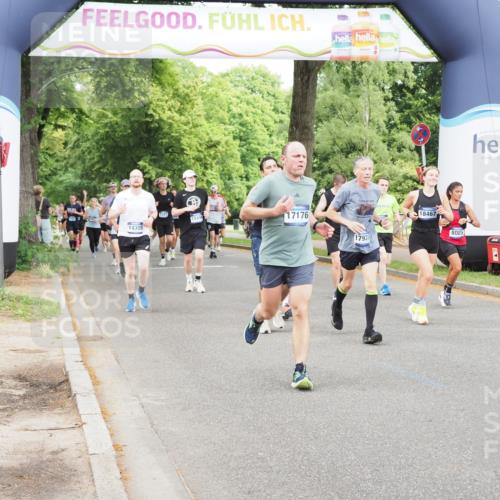 29.06.2025 - hella hamburg halbmarathon MichiJ http://msf.ph/oto/8378911 29.06.2025 10:46:01 Zwischen KM18-KM19 2006, 2957, 3181, 6208, 7259, 8089, 9156, 9353, 10915, 11757, 12378, 12406, 12509, 12633, 12809, 14355, 14375, 14429, 14628, 17176, 17825, 17931, 18153, 18467, 19246 meine-sportfotos.de
