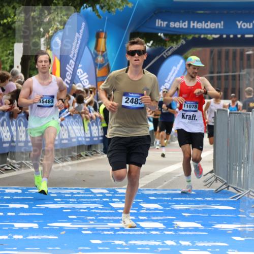 29.06.2025 - hella hamburg halbmarathon Strokosch-Dieckow http://msf.ph/oto/8378927 29.06.2025 10:25:01 Ziel 2483, 10867, 11078, 15483 meine-sportfotos.de