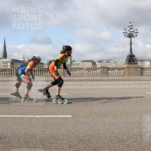 29.06.2025 - hella hamburg halbmarathon Lena Gebhardt http://msf.ph/oto/8379004 29.06.2025 08:51:56 Lombardsbrücke 1, 2, 466 meine-sportfotos.de