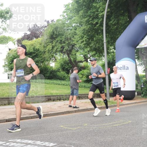 29.06.2025 - hella hamburg halbmarathon KatJ http://msf.ph/oto/8379140 29.06.2025 10:24:54 Zwischen KM18-KM19 3843 meine-sportfotos.de