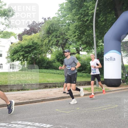 29.06.2025 - hella hamburg halbmarathon KatJ http://msf.ph/oto/8379201 29.06.2025 10:24:55 Zwischen KM18-KM19 3843 meine-sportfotos.de