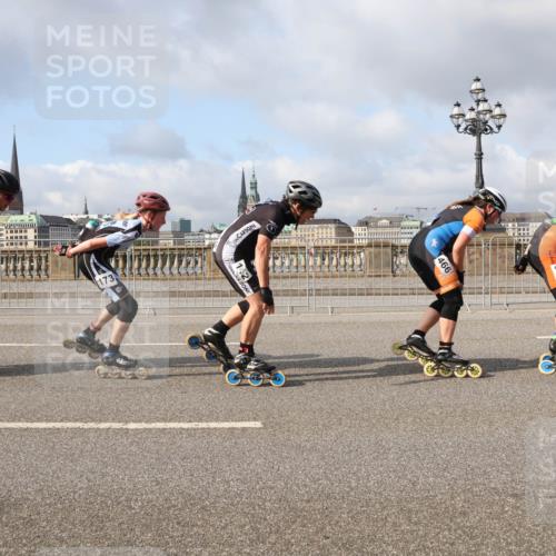 29.06.2025 - hella hamburg halbmarathon Lena Gebhardt http://msf.ph/oto/8379234 29.06.2025 08:51:57 Lombardsbrücke 458, 173, 466 meine-sportfotos.de