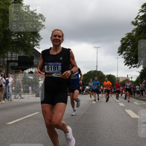 29.06.2025 - hella hamburg halbmarathon Yannick Fuchs http://msf.ph/oto/8379343 29.06.2025 10:54:39 20KM 1364, 1414, 1653, 1681, 2322, 2323, 2363, 6033, 6201, 6309, 6487, 6754, 6757, 7006, 7065, 7636, 8003, 8191, 8421, 8422, 8662, 8923, 9020, 9021, 10534, 10576, 11041, 11366, 11623, 11702, 11753, 11782, 11937, 12491, 13488, 13589, 14429, 15269, 17491, 17899, 17952, 18029, 18063, 19117, 19146, 19246 meine-sportfotos.de