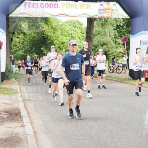 29.06.2025 - hella hamburg halbmarathon MichiJ http://msf.ph/oto/8379365 29.06.2025 10:46:05 Zwischen KM18-KM19 2957, 3181, 3425, 6208, 6997, 7259, 7287, 8089, 11158, 11159, 11757, 12378, 12406, 12633, 12809, 14355, 14429, 14567, 15240, 16160, 16341, 17176, 17931, 18467, 19246 meine-sportfotos.de