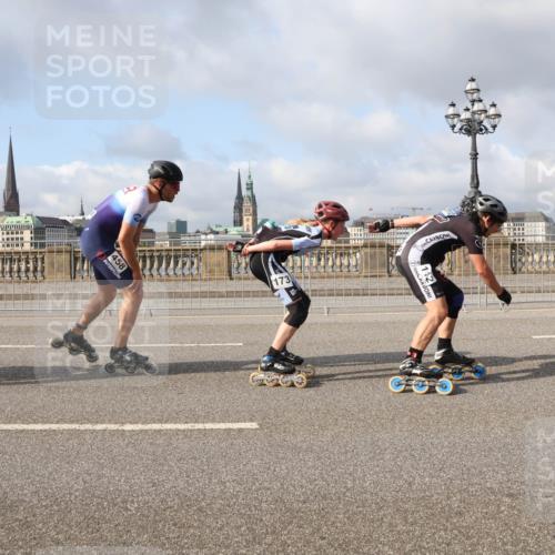 29.06.2025 - hella hamburg halbmarathon Lena Gebhardt http://msf.ph/oto/8379380 29.06.2025 08:51:57 Lombardsbrücke 451, 458, 173 meine-sportfotos.de