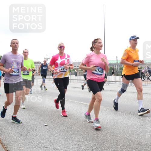 29.06.2025 - hella hamburg halbmarathon Lena Gebhardt http://msf.ph/oto/8379413 29.06.2025 10:49:26 Lombardsbrücke 17315, 2664, 10130, 2541, 27, 0785, 1675, 1525, 1625, 1805, 1888, 2067, 2395, 2466, 2527, 2541, 2668, 2713, 2862, 2927, 3070, 3086, 3183, 3232, 3253, 3383, 3943, 4403, 4525, 4527, 4589, 4769, 4809, 5106, 5118, 5463, 5551, 5552, 5694, 6191, 6566, 6694, 6979, 6989, 7301, 7305, 7339, 7650, 7931, 7936, 8549, 9162, 9245, 9261, 9341, 9359, 10033, 10038, 10081, 10130, 10333, 10479, 10704, 10782, 10785, 11000, 11031, 11192, 11558, 11631, 12388, 13764 meine-sportfotos.de