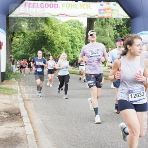 29.06.2025 - hella hamburg halbmarathon MichiJ http://msf.ph/oto/8379480 29.06.2025 10:46:07 Zwischen KM18-KM19 3181, 3425, 3983, 4502, 6208, 6997, 7259, 7287, 8089, 10703, 11158, 11159, 11808, 12378, 12406, 12633, 14355, 14567, 15240, 16160, 16341, 17017, 17931, 18467, 18716, 18985, 19246 meine-sportfotos.de