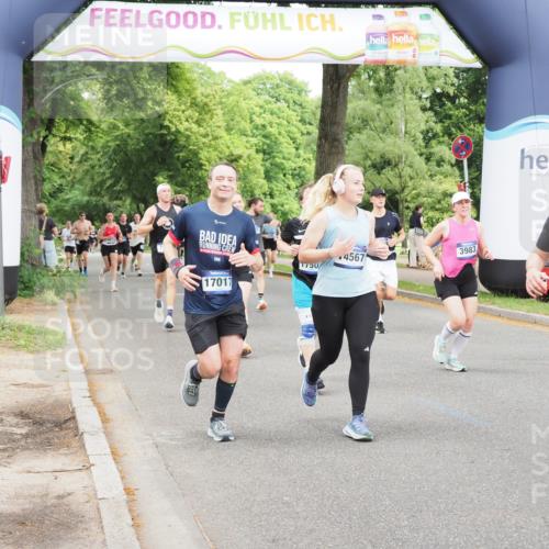 29.06.2025 - hella hamburg halbmarathon MichiJ http://msf.ph/oto/8379600 29.06.2025 10:46:08 Zwischen KM18-KM19 3181, 3425, 3983, 4502, 6208, 6997, 7287, 8089, 10703, 11158, 11159, 11808, 12378, 12406, 12633, 13847, 14355, 14567, 15240, 16160, 16341, 17017, 17503, 18716, 18985, 19246 meine-sportfotos.de