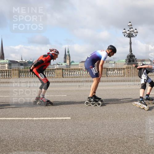 29.06.2025 - hella hamburg halbmarathon Lena Gebhardt http://msf.ph/oto/8379685 29.06.2025 08:51:57 Lombardsbrücke 8, 451, 458, 112 meine-sportfotos.de
