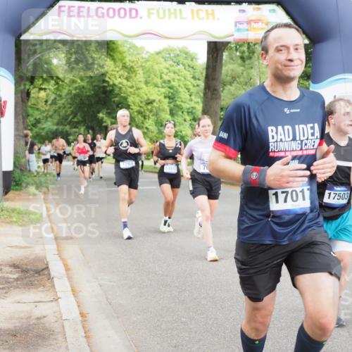 29.06.2025 - hella hamburg halbmarathon MichiJ http://msf.ph/oto/8379754 29.06.2025 10:46:09 Zwischen KM18-KM19 3425, 3983, 4502, 6997, 7065, 7287, 8585, 10703, 11158, 11159, 11808, 12378, 12633, 13847, 14567, 15240, 16160, 16341, 17017, 17503, 18716, 18985, 19246 meine-sportfotos.de