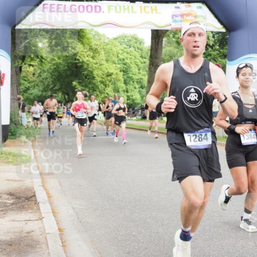 29.06.2025 - hella hamburg halbmarathon MichiJ http://msf.ph/oto/8379934 29.06.2025 10:46:11 Zwischen KM18-KM19 3425, 3983, 4502, 6997, 7065, 7287, 8585, 10703, 11158, 11159, 11808, 13847, 14567, 15240, 16160, 16341, 17017, 17503, 18716, 18985 meine-sportfotos.de