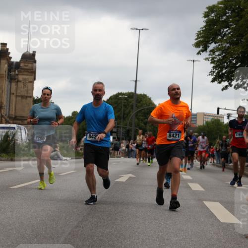 29.06.2025 - hella hamburg halbmarathon Yannick Fuchs http://msf.ph/oto/8379975 29.06.2025 10:54:42 20KM 1364, 1414, 1653, 1681, 2322, 2323, 2363, 6033, 6201, 6309, 6487, 6754, 6757, 7006, 7065, 7636, 7761, 8191, 8421, 8422, 8662, 8923, 9020, 9021, 10534, 10576, 11623, 11702, 11753, 11782, 11937, 12491, 13459, 13488, 13589, 14429, 15269, 17491, 17899, 17952, 18029, 18063, 18757, 19117, 19146, 19246 meine-sportfotos.de