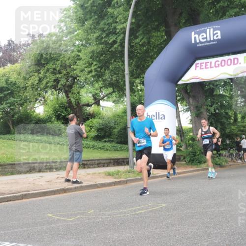29.06.2025 - hella hamburg halbmarathon KatJ http://msf.ph/oto/8379997 29.06.2025 10:25:01 Zwischen KM18-KM19 4062, 6829, 6990, 7831 meine-sportfotos.de