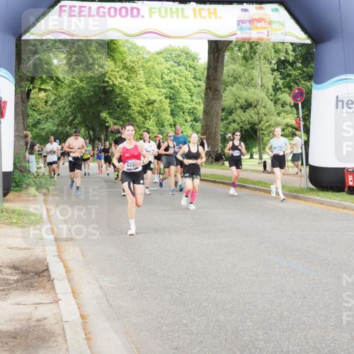 29.06.2025 - hella hamburg halbmarathon MichiJ http://msf.ph/oto/8380059 29.06.2025 10:46:12 Zwischen KM18-KM19 3425, 3983, 4502, 6997, 7065, 8585, 10703, 11159, 11808, 13847, 14567, 15240, 16160, 16341, 17017, 17503, 18716, 18985 meine-sportfotos.de