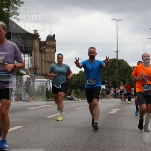 29.06.2025 - hella hamburg halbmarathon Yannick Fuchs http://msf.ph/oto/8380074 29.06.2025 10:54:42 20KM 1364, 1414, 1653, 1681, 2322, 2323, 2363, 6033, 6201, 6309, 6487, 6754, 6757, 7006, 7065, 7636, 7761, 8191, 8421, 8422, 8662, 8923, 9020, 9021, 10534, 10576, 11623, 11702, 11753, 11782, 11937, 12491, 13459, 13488, 13589, 14429, 15269, 17491, 17899, 17952, 18029, 18063, 18757, 19117, 19146, 19246 meine-sportfotos.de