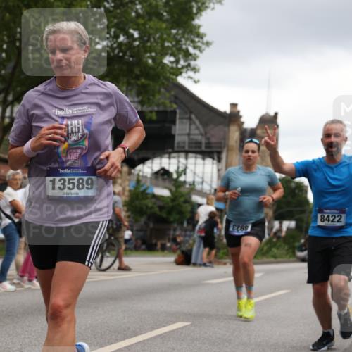 29.06.2025 - hella hamburg halbmarathon Yannick Fuchs http://msf.ph/oto/8380096 29.06.2025 10:54:42 20KM 1364, 1414, 1653, 1681, 2322, 2323, 2363, 6033, 6201, 6309, 6487, 6754, 6757, 7006, 7065, 7636, 7761, 8191, 8421, 8422, 8662, 8923, 9020, 9021, 10534, 10576, 11623, 11702, 11753, 11782, 11937, 12491, 13459, 13488, 13589, 14429, 15269, 17491, 17899, 17952, 18029, 18063, 18757, 19117, 19146, 19246 meine-sportfotos.de