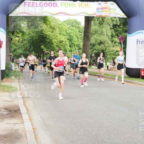 29.06.2025 - hella hamburg halbmarathon MichiJ http://msf.ph/oto/8380102 29.06.2025 10:46:12 Zwischen KM18-KM19 3425, 3983, 4502, 6997, 7065, 8585, 10703, 11159, 11808, 13847, 14567, 15240, 16160, 16341, 17017, 17503, 18716, 18985 meine-sportfotos.de