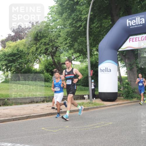 29.06.2025 - hella hamburg halbmarathon KatJ http://msf.ph/oto/8380244 29.06.2025 10:25:02 Zwischen KM18-KM19 4062, 6829, 6990, 7831 meine-sportfotos.de