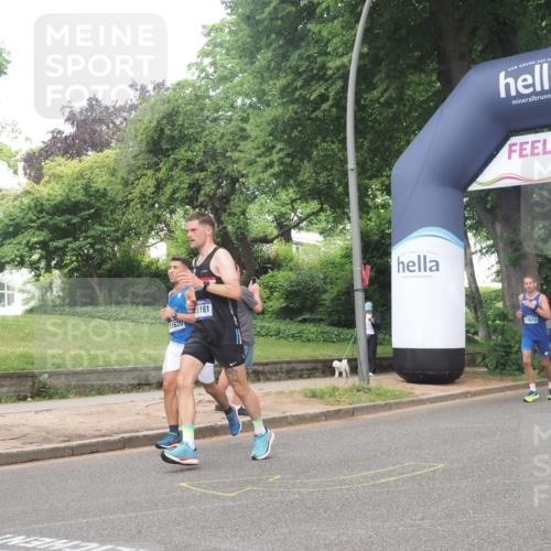 29.06.2025 - hella hamburg halbmarathon KatJ http://msf.ph/oto/8380289 29.06.2025 10:25:03 Zwischen KM18-KM19 2774, 4062, 6829, 6990, 7831 meine-sportfotos.de