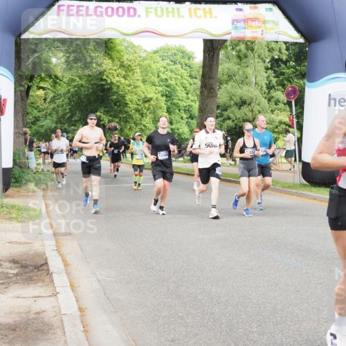29.06.2025 - hella hamburg halbmarathon MichiJ http://msf.ph/oto/8380313 29.06.2025 10:46:14 Zwischen KM18-KM19 2780, 3983, 4502, 6220, 7065, 8585, 10703, 11808, 12206, 12261, 13847, 15232, 15284, 17017, 17503, 18716, 18985, 19160 meine-sportfotos.de