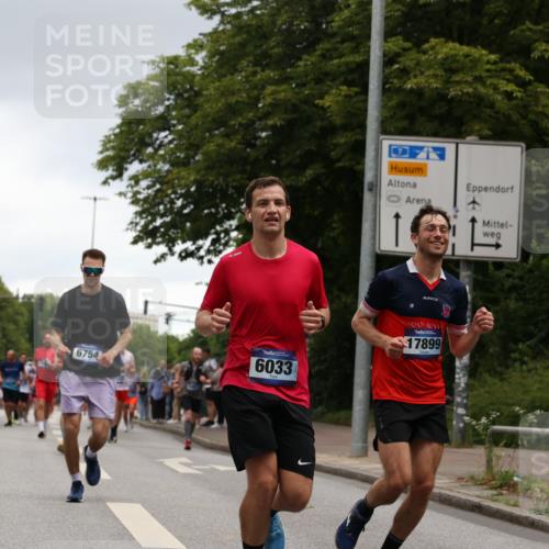 29.06.2025 - hella hamburg halbmarathon Yannick Fuchs http://msf.ph/oto/8380417 29.06.2025 10:54:44 20KM 1364, 1414, 1653, 2322, 2323, 2363, 3698, 6033, 6201, 6309, 6487, 6754, 6757, 7006, 7065, 7306, 7636, 7759, 7761, 8191, 8421, 8422, 8662, 8923, 9020, 9021, 10534, 10576, 11623, 11702, 11753, 11782, 11937, 12491, 13459, 13488, 13589, 14429, 15269, 16621, 17491, 17899, 17952, 18029, 18063, 18757, 19117, 19146, 19242, 19246 meine-sportfotos.de