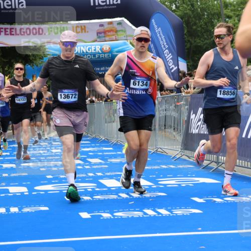 29.06.2025 - hella hamburg halbmarathon Strokosch-Dieckow http://msf.ph/oto/8380420 29.06.2025 10:47:15 Ziel 2623, 2864, 5024, 6134, 6168, 6203, 6373, 6716, 7480, 10208, 10211, 11491, 11518, 13007, 13672, 13782, 14722, 15611, 16089, 16286, 17718, 17915, 18856 meine-sportfotos.de