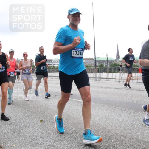 29.06.2025 - hella hamburg halbmarathon Lena Gebhardt http://msf.ph/oto/8380452 29.06.2025 10:49:29 Lombardsbrücke 1168, 17964, 2927, 3070, 10333, 17315, 11889, 2541, 1040, 1041, 1525, 1625, 1805, 1888, 2067, 2395, 2466, 2527, 2541, 2668, 2713, 2862, 2927, 2997, 3070, 3086, 3183, 3232, 3253, 3383, 3943, 4403, 4525, 4527, 4589, 4769, 4809, 5076, 5106, 5118, 5463, 5551, 5552, 5694, 6191, 6694, 6979, 6989, 7301, 7305, 7339, 7650, 7679, 7931, 7936, 8549, 9162, 9245, 9261, 9341, 9359, 10033, 10038, 10130, 10333, 10403, 10479, 10704, 10782, 10785, 11031, 11192, 11558, 11631, 12388, 13764 meine-sportfotos.de