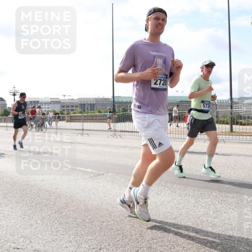 29.06.2025 - hella hamburg halbmarathon Lena Gebhardt http://msf.ph/oto/8380502 29.06.2025 10:15:31 Lombardsbrücke 13453, 18252, 13500, 2720, 5739, 1296, 1440, 1524, 1745, 2110, 2281, 2720, 2989, 3417, 3513, 3650, 4007, 4466, 4492, 4494, 4495, 5069, 5271, 5739, 5986, 6317, 6376, 6576, 7452, 7809, 7810, 7881, 8237, 8256, 8609, 9192, 9307, 9423, 9657, 9847, 9975, 9997, 10108, 10775, 10858, 11598, 12457, 12469, 12521, 13179, 13197, 13453, 13500, 13818, 13951, 14413, 14423, 14550, 14552, 15150, 15307, 15740 meine-sportfotos.de