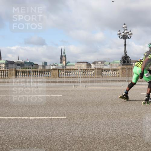 29.06.2025 - hella hamburg halbmarathon Lena Gebhardt http://msf.ph/oto/8380596 29.06.2025 08:51:58 Lombardsbrücke 402 meine-sportfotos.de