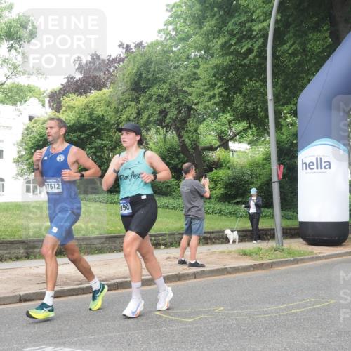 29.06.2025 - hella hamburg halbmarathon KatJ http://msf.ph/oto/8380609 29.06.2025 10:25:05 Zwischen KM18-KM19 2774, 4062, 6990 meine-sportfotos.de
