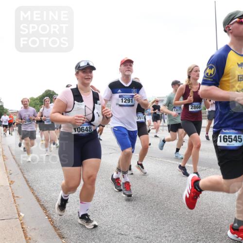 29.06.2025 - hella hamburg halbmarathon Lena Gebhardt http://msf.ph/oto/8380677 29.06.2025 10:40:15 Lombardsbrücke 6750, 1691, 30648, 1291, 13577, 3515, 2866, 16545, 2015, 1018, 1037, 1058, 1076, 1291, 1586, 1691, 1899, 2019, 2109, 2254, 2313, 2515, 2572, 2762, 2763, 2866, 2888, 3046, 3237, 3293, 3295, 3515, 3607, 3808, 3810, 3882, 3883, 3884, 4173, 4271, 4471, 4756, 5059, 5113, 5229, 5263, 5351, 5352, 5654, 5702, 5877, 5901, 5975, 6076, 6097, 6229, 6278, 6363, 6463, 6548, 6673, 6698, 6750, 6866, 6876, 6890, 6920, 7045, 7108, 7174, 7455, 7456, 7675, 7850, 8107, 8307, 8391, 8612 meine-sportfotos.de