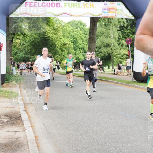 29.06.2025 - hella hamburg halbmarathon MichiJ http://msf.ph/oto/8380717 29.06.2025 10:46:18 Zwischen KM18-KM19 2780, 4986, 6220, 8030, 10488, 11394, 12206, 12261, 12446, 15232, 15284, 18485, 19160, 19178 meine-sportfotos.de