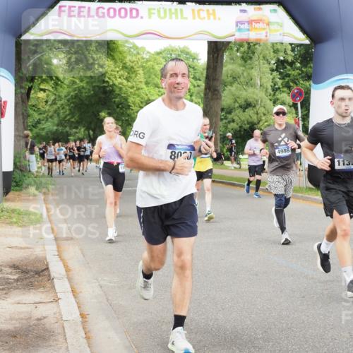 29.06.2025 - hella hamburg halbmarathon MichiJ http://msf.ph/oto/8380902 29.06.2025 10:46:20 Zwischen KM18-KM19 2780, 4986, 6220, 8030, 10488, 11394, 12206, 12261, 12446, 14823, 15232, 15284, 18485, 19160, 19178 meine-sportfotos.de